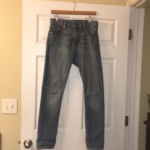 Levi’s slim/skinny fit faded light blue jeans